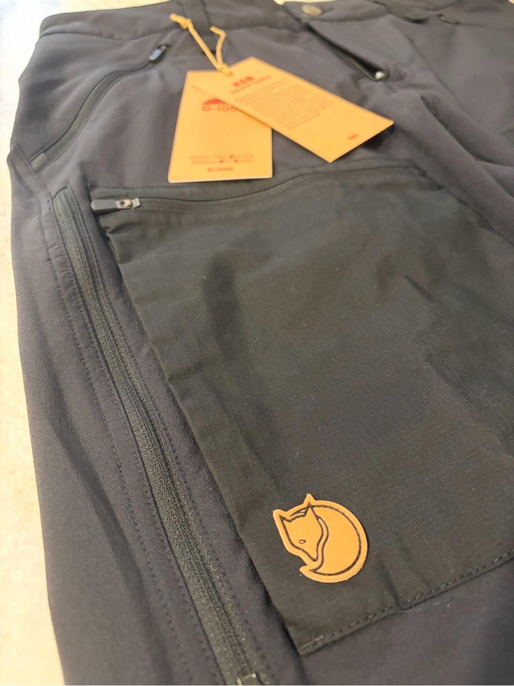 NWT Fjallraven Keb Agile Trousers Pants Black Women's US 8 / 32” Length $195 - Picture 2 of 11